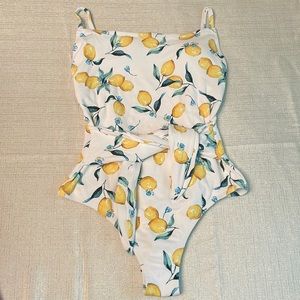 NWOT Women’s Bathing Suit, Size L